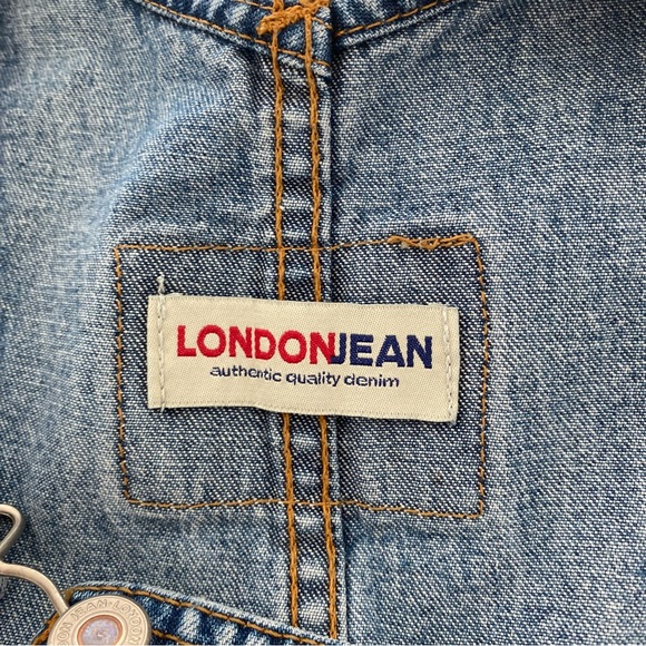 ❌SOLD❌ Vintage London Jean Denim Shorts / Short Overalls - Picture 5 of 6